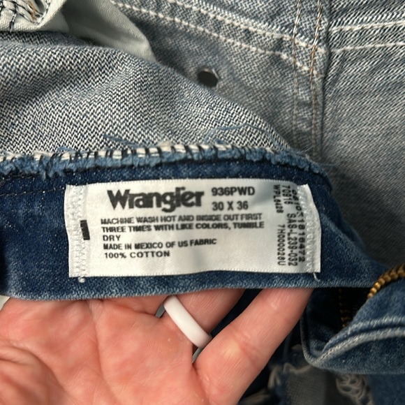 Wrangler shorts size 30 - Picture 3 of 3